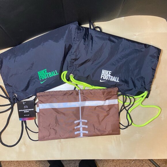 Bundle of 3 drawstring athletic bags (2 Nike & 1 generic)! - Picture 1 of 6